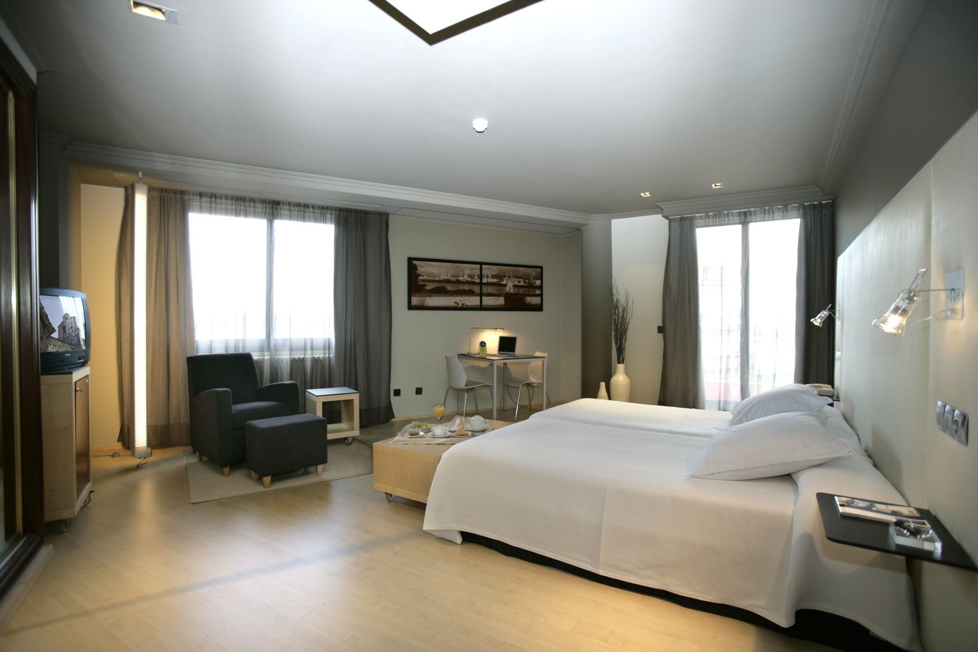Hotel Almirante Ferrol Kültér fotó